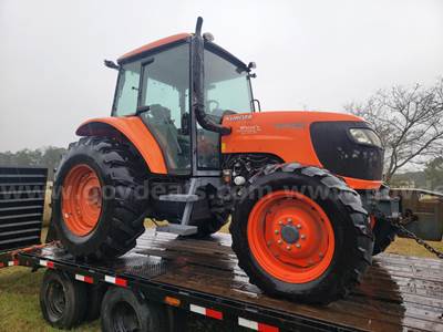 Kubota M108S Tractor