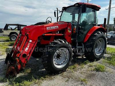 2020 Kubota M5-111 4x4