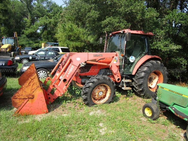 2006 Kubota M9540 Tractor with LA1353 Front End Loader For Sale, 2,814