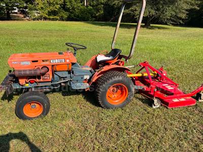 Kubota B7100HST-D 4 WHEEL DRIVE