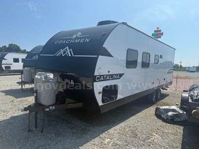 2025 Catalina Coachmen Travel Trailer