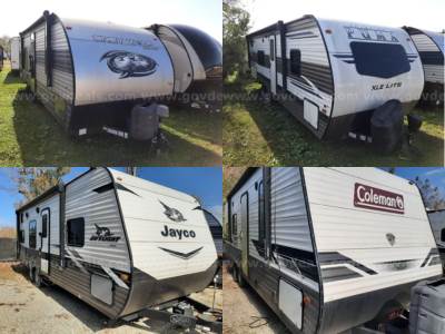 8 Lots: Variety of Travel Trailers (Varying Makes, Models, and Lot Sizes)