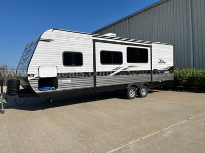 4 Lots: Jayco, Gulfstream, and Sportsmen Travel Trailers