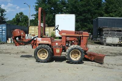 Ditchwitch 3500 w/ Vibratory Plow