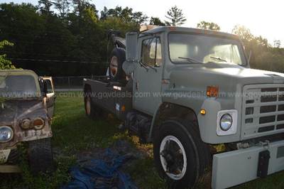 1989 International 1754 Truck-Mountable Boom / Crane