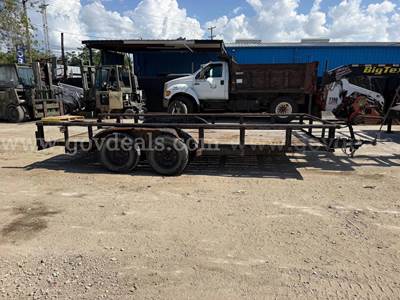 2022 TOP HAT TRAILER 16 FT