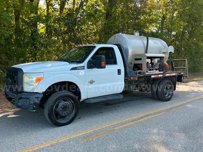 2015 Ford F-550 Porta John Pumper ( Video attached )