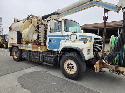 1992 Ford LN8000F