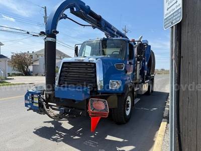2016 Freightliner 108SD Jet/Vac Truck
