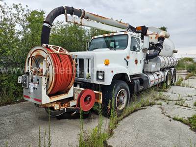 1998 International 2554 T/A Combination Sewer Cleaner