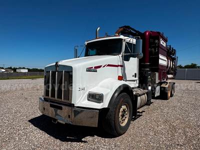 2014 Guzzler on 2014 Kenworth T800 6x4 Vacuum Truck