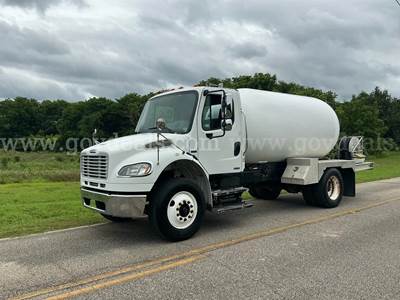 2007 Freightliner M2 106
