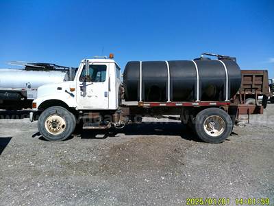 1994 International 4700 S/A Water Truck