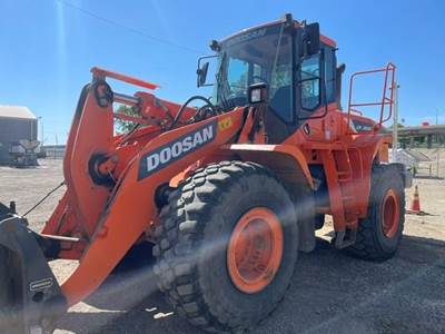 2016 Doosan DL300-5 Wheel Loader