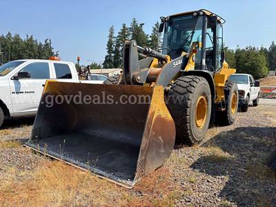 2009 John Deere Large Wheel Loader