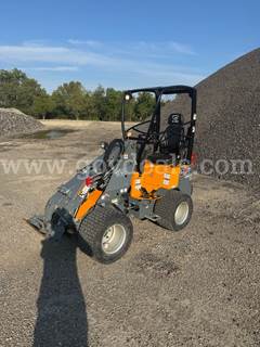 The Giant D254SW Tele (Tobroco-GIANT) Articulating Telescopic Wheel Loader