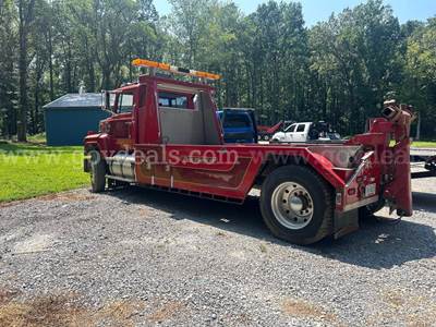 1978 ford 9000 16 ton Tow Truck