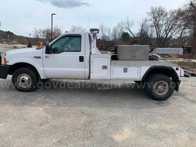 1999 Ford F-350 Wrecker