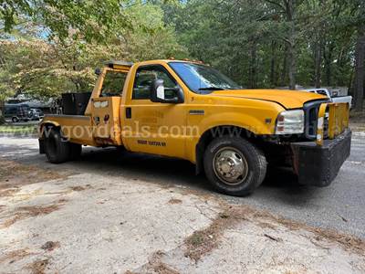 2006 Ford F-350 SD XL 2WD DRW