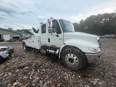 2004 International 4300