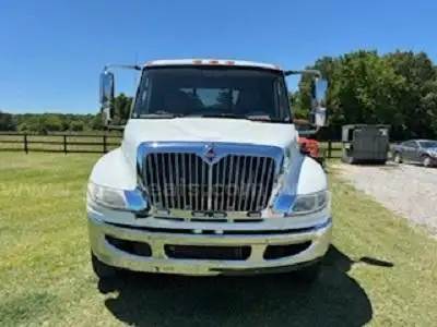 2018 International DuraStar 4300