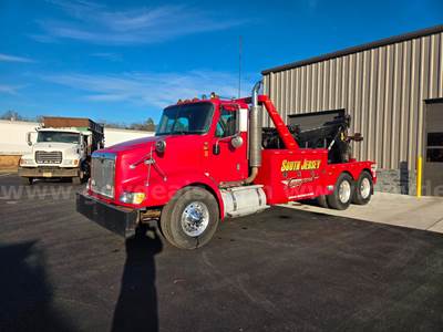 2005 International Wrecker Tow Truck