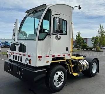 2023 Autocar XSpotter Yard Spotter Truck