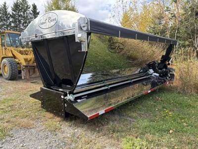 Trout River LIVE FLOOR Belt Trailer
