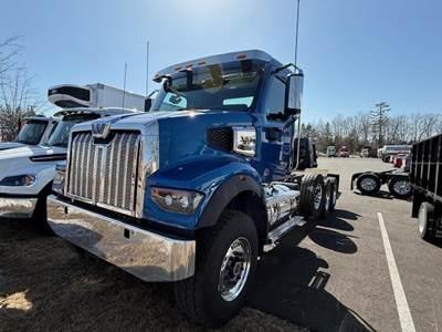 Western Star 47X Tri Axle Cab & Chassis Truck - Detroit, 505HP, 6 Speed Allison Rds Automatic