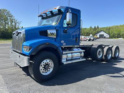 Western Star 47X Tandem Axle Cab & Chassis Truck - Detroit, 525HP, Automatic