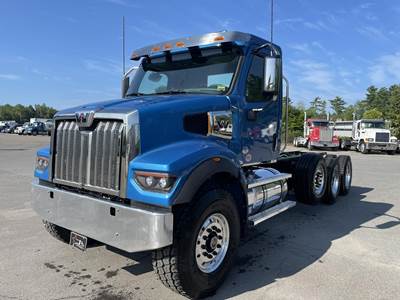 Western Star 47X Tandem Axle Cab & Chassis Truck - Detroit, 525HP, Automatic