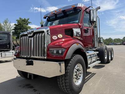 Western Star 47X Tri Axle Cab & Chassis Truck - Detroit, 525HP, Automatic