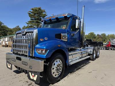 Western Star 47X Day Cab Truck - Detroit 525HP, 6 Speed Allison Rds Automatic