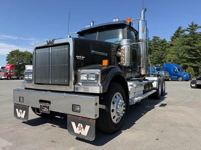 Western Star 4900FA Day Cab Truck - Detroit 600HP, 18 Speed Manual