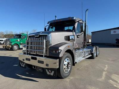Western Star 49X Day Cab Truck - Detroit 600HP, 18 Speed Manual