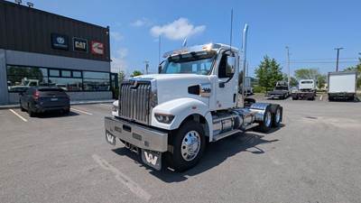 Western Star 49X Day Cab Truck - Detroit 600HP, 18 Speed Manual