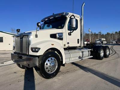 Western Star 49X Day Cab Truck - Detroit 560HP, 18 Speed Manual