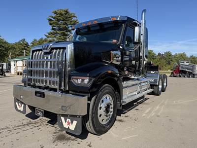 Western Star 49X Day Cab Truck - Detroit 560HP, 18 Speed Manual
