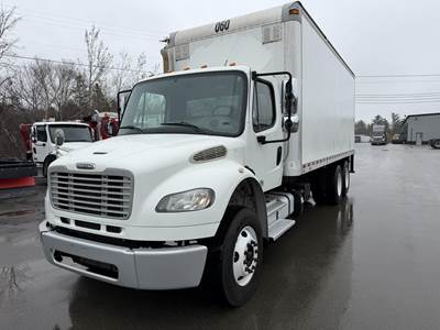 Freightliner M2 106 Box Truck - Automatic