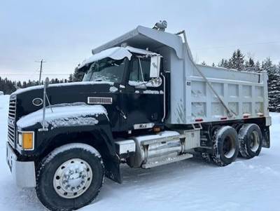 Mack CH613 Dump Truck - E7 427HP, 13 Speed Manual