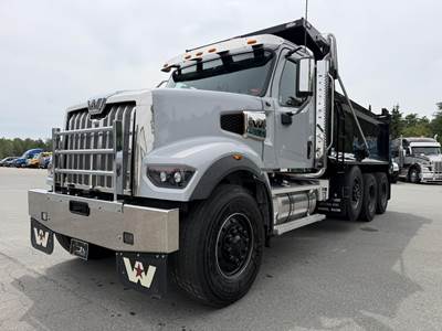 Western Star 49X Tri Axle Dump Truck - Detroit 560HP, 6 Speed Allison Rds Automatic