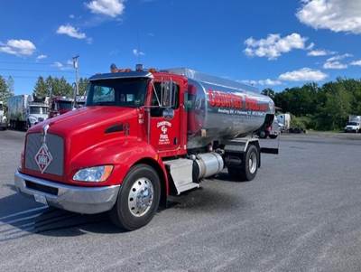 Kenworth T370 Fuel & Lube Truck - Paccar, 260HP, 6 Speed Allison Rds Automatic