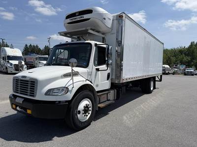 Freightliner M2 106 Refrigerated Truck - Automatic
