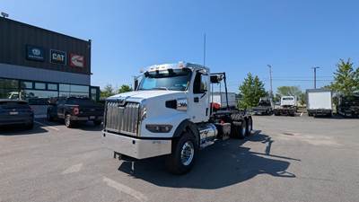 Western Star 47X Roll Off Truck - Detroit, 505HP, Automatic