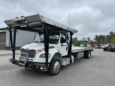 Freightliner M2 106 Rollback Tow Truck - Cummins, Automatic