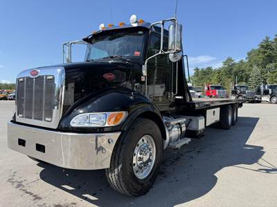 Peterbilt 348 Rollback Tow Truck - Paccar, 6 Speed Allison Rds Automatic