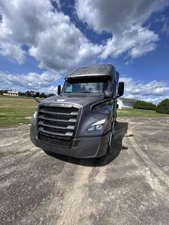 Freightliner Cascadia 126 Sleeper Semi Truck - Raised Roof Sleeper, Detroit 505HP, Amt