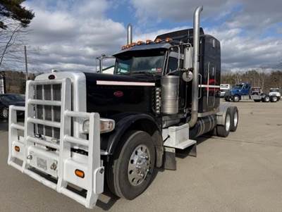 Peterbilt 389 Sleeper Semi Truck - Caterpillar 550HP, 18 Speed Manual