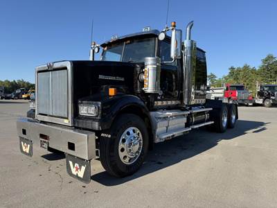 Western Star 4900FA Sleeper Semi Truck - Flat Top Sleeper, Detroit, 18 Speed Endurant Manual