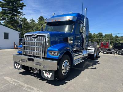 Western Star 49X Sleeper Semi Truck - Raised Roof Sleeper, Detroit 600HP, Manual